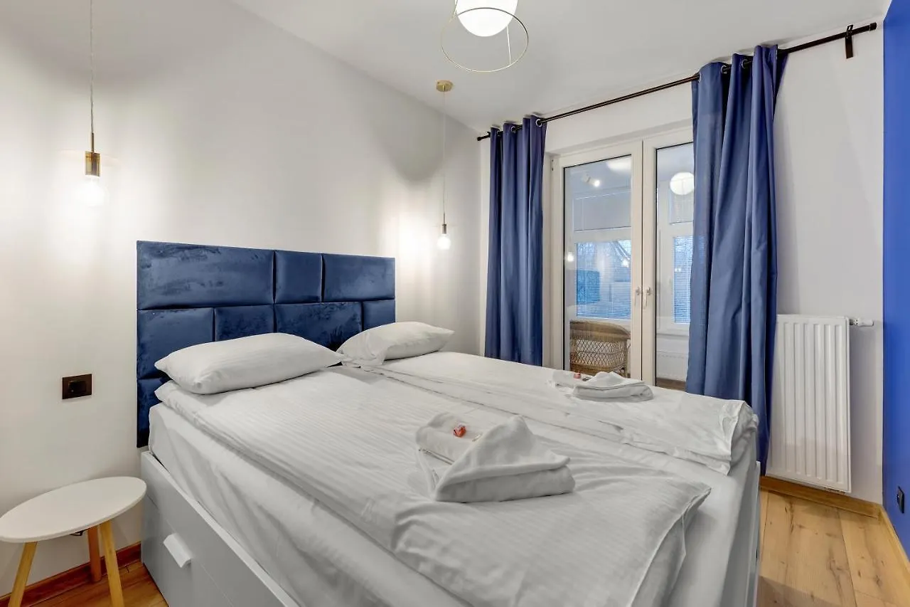 Wave Apartments - Navy Blue Gdansk Poland